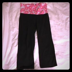 Victoria's Secret crop yoga pants